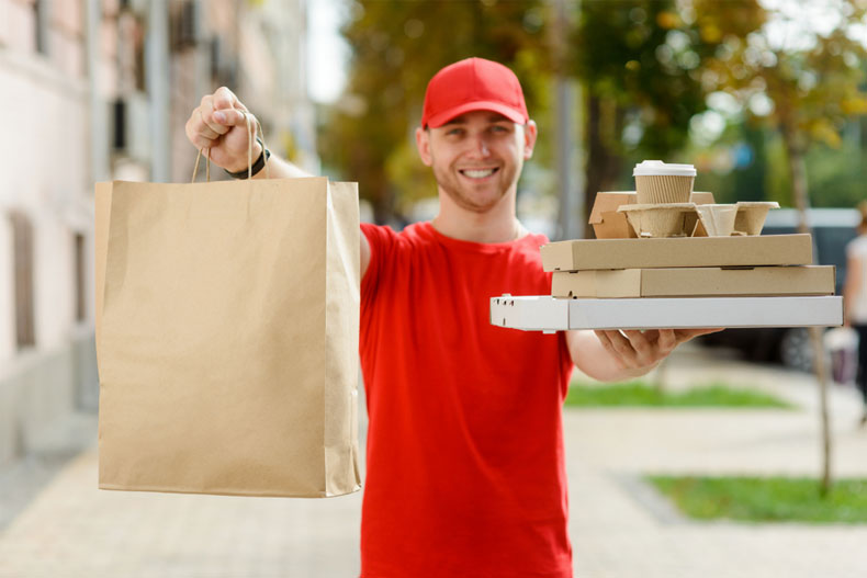 Save While Satisfying Your Cravings: 5 Essential Discounted Gift Cards for Food Delivery