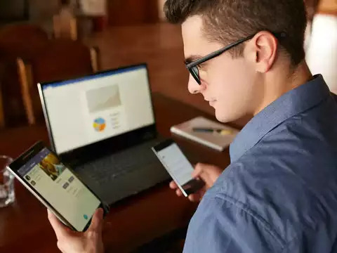 Elevate Your Tech-Savvy Shopping with Gift Cards