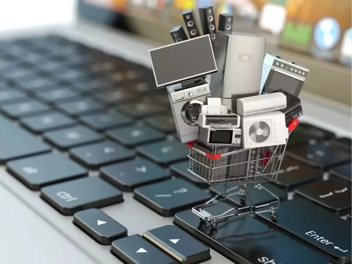Holiday Savings on Gadgets & Gear for Tech Fans