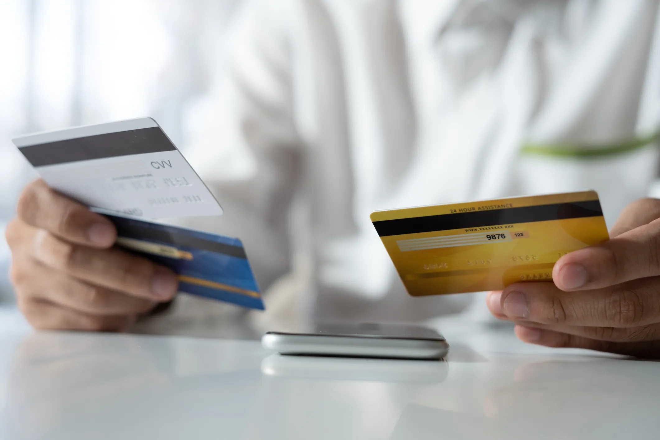 Maximizing Savings with Credit Card Offers